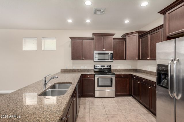 3449 E SHEFFIELD Road, Gilbert, AZ 85296