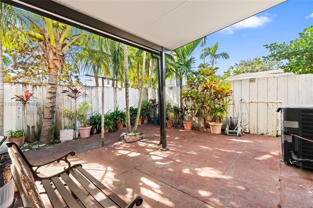 1428 SW 20th St, Miami, FL 33145