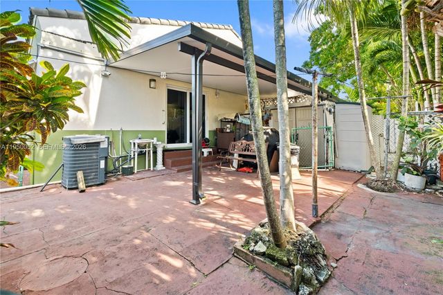 1428 SW 20th St, Miami, FL 33145