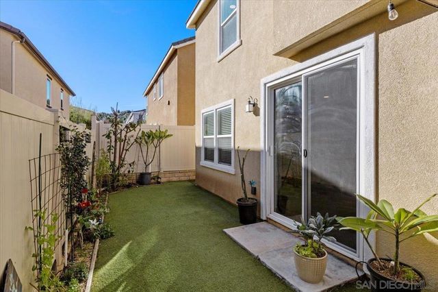 13642 Gray Hawk Way, Valley Center, CA 92082