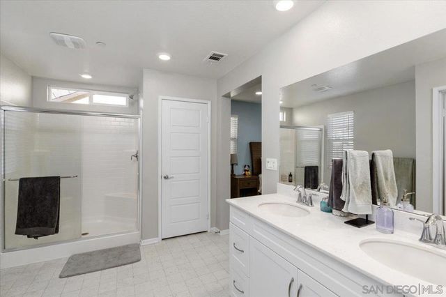 13642 Gray Hawk Way, Valley Center, CA 92082