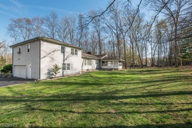 320 Reynolds Ave, Parsippany-troy Hills Twp., NJ 07054