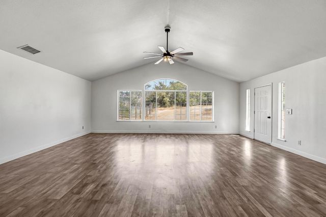 30833 Pennyroyal Lane, Prather, CA 93651