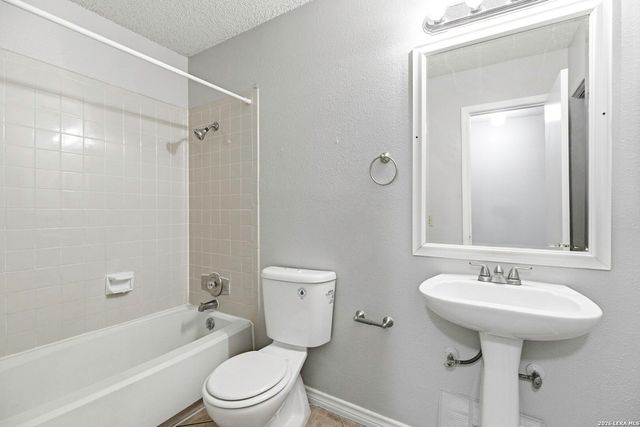 9439 Charter Pt, San Antonio, TX 78250