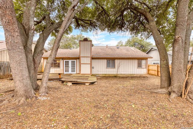 9439 Charter Pt, San Antonio, TX 78250