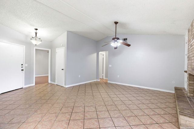 9439 Charter Pt, San Antonio, TX 78250