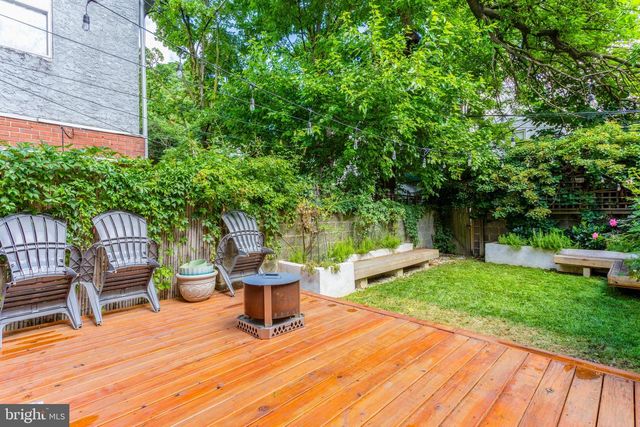 1911 MOUNT VERNON ST, Philadelphia, PA 19130