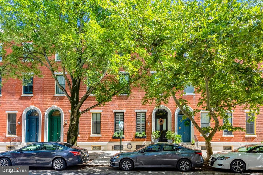 1911 MOUNT VERNON ST, Philadelphia, PA 19130