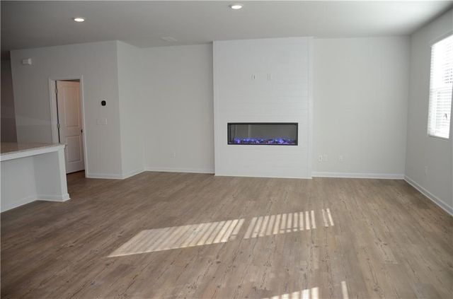 1331 Point Place Drive, Loganville, GA 30052