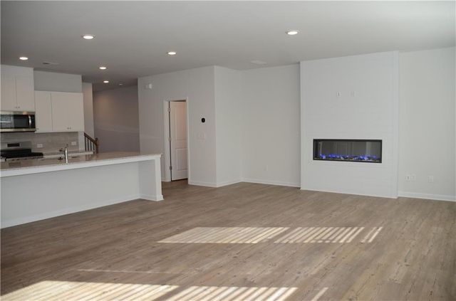 1331 Point Place Drive, Loganville, GA 30052