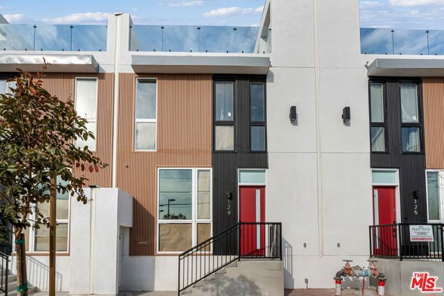 125 Plymouth Street, Inglewood, CA 90302