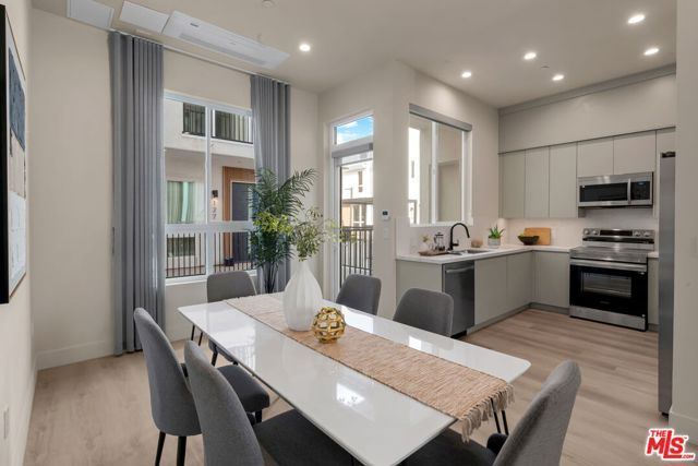 125 Plymouth Street, Inglewood, CA 90302