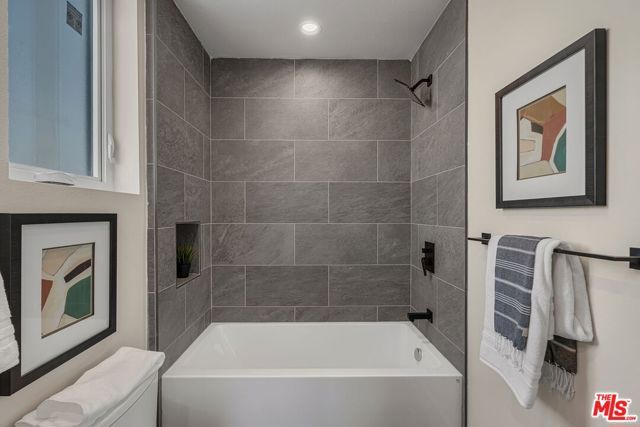 125 Plymouth Street, Inglewood, CA 90302