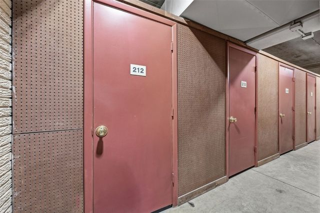 130 Thompson Drive SE 212, Cedar Rapids, IA 52403