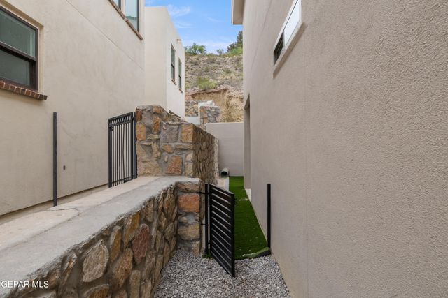 232 Canyon Terrace Drive, El Paso, TX 79902