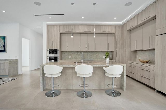 235 NE 11th Street, Delray Beach, FL 33444