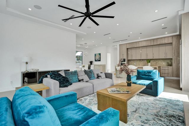 235 NE 11th Street, Delray Beach, FL 33444