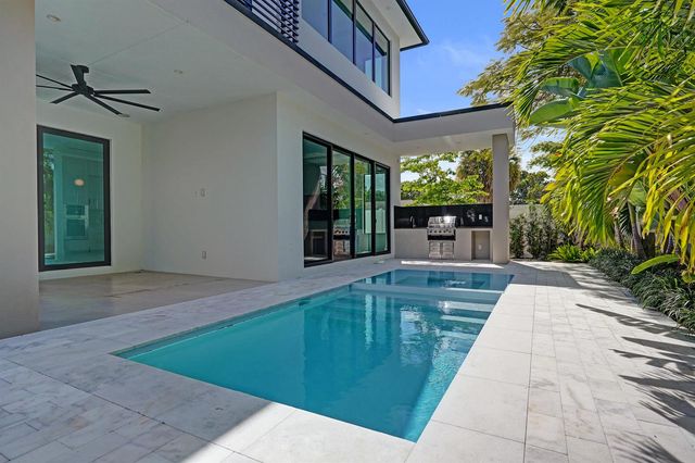 235 NE 11th Street, Delray Beach, FL 33444