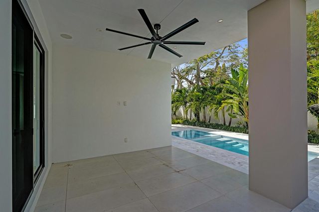 235 NE 11th Street, Delray Beach, FL 33444