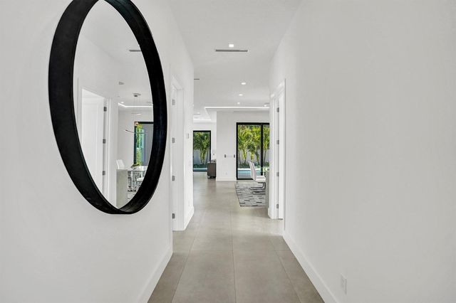 235 NE 11th Street, Delray Beach, FL 33444