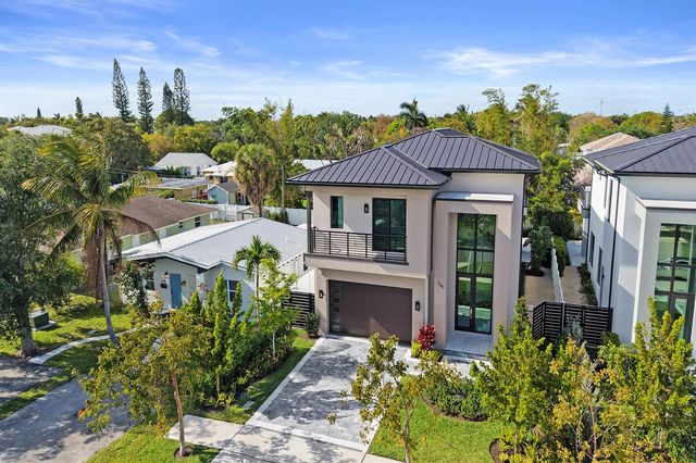 235 NE 11th Street, Delray Beach, FL 33444
