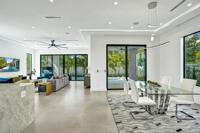 235 NE 11th Street, Delray Beach, FL 33444