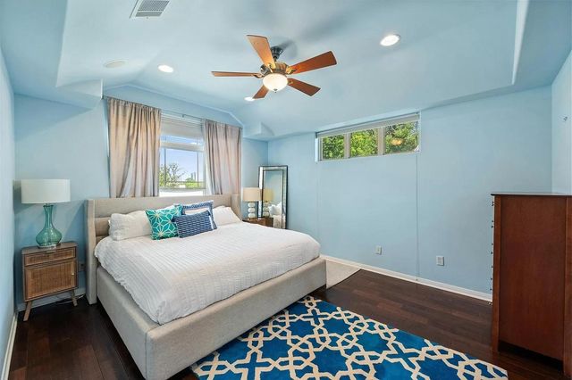 606 Fletcher ST, Austin, TX 78704