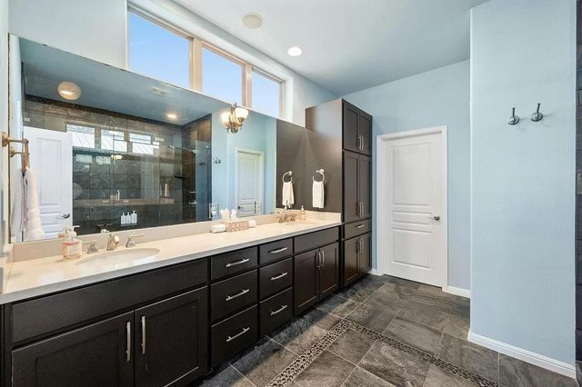 606 Fletcher ST, Austin, TX 78704