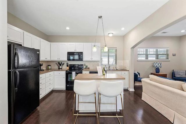 606 Fletcher ST, Austin, TX 78704