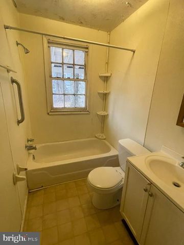 226 COMBS, Warrenton, VA 20186