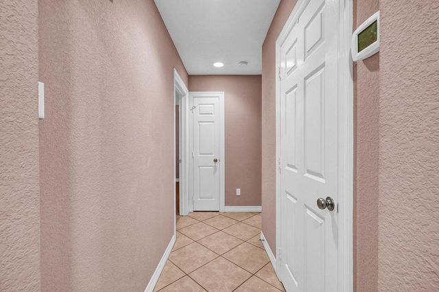 105 Indian Paintbrush, Lake Jackson, TX 77566