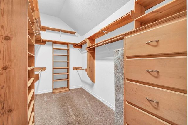 105 Indian Paintbrush, Lake Jackson, TX 77566
