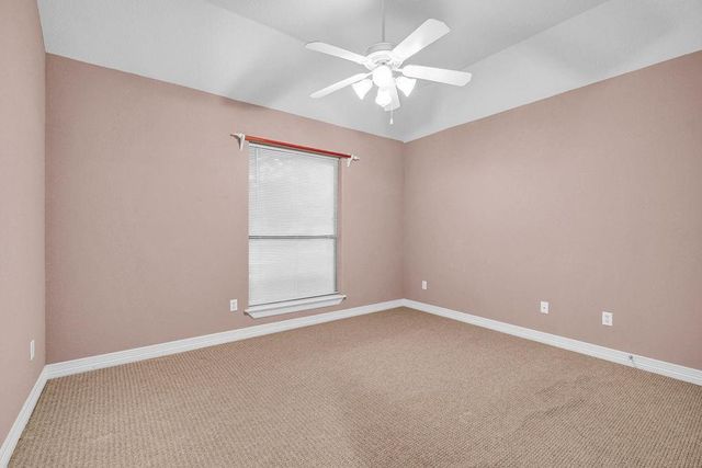 105 Indian Paintbrush, Lake Jackson, TX 77566