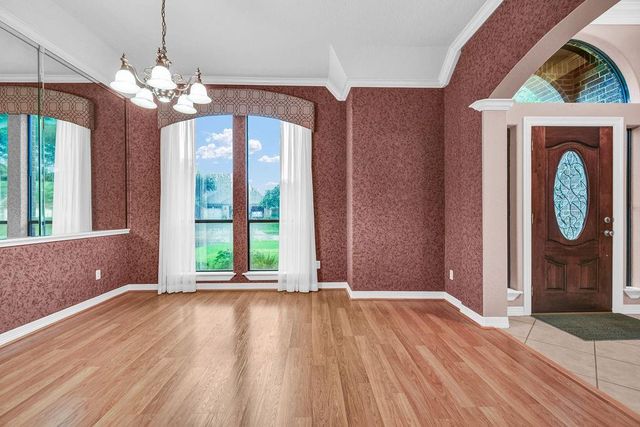 105 Indian Paintbrush, Lake Jackson, TX 77566