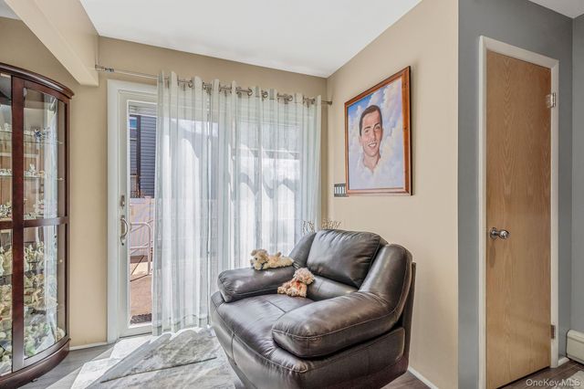 100 Anderson Avenue, North Babylon, NY 11703