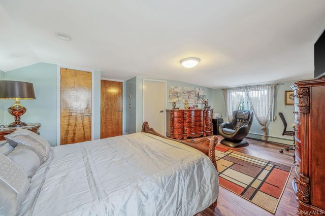 100 Anderson Avenue, North Babylon, NY 11703