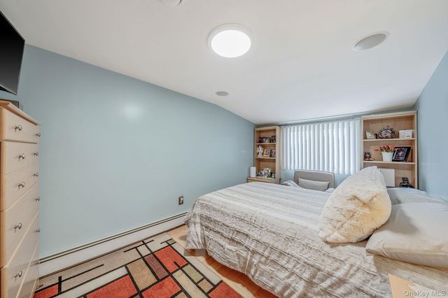 100 Anderson Avenue, North Babylon, NY 11703