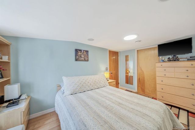 100 Anderson Avenue, North Babylon, NY 11703