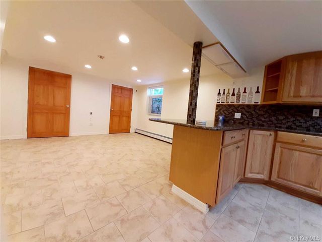 100 Anderson Avenue, North Babylon, NY 11703