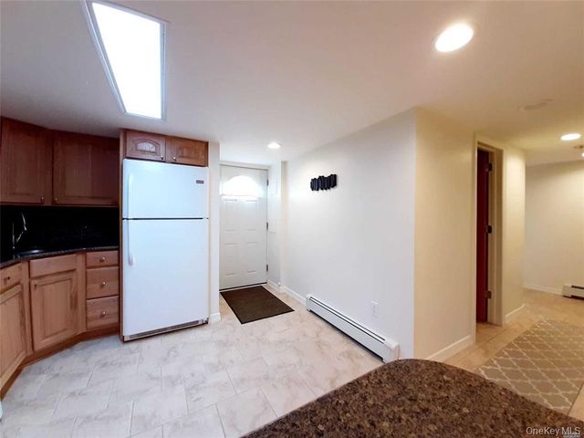 100 Anderson Avenue, North Babylon, NY 11703