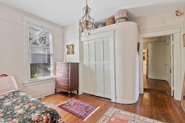 1045 S REMBERT ST, Memphis, TN 38104