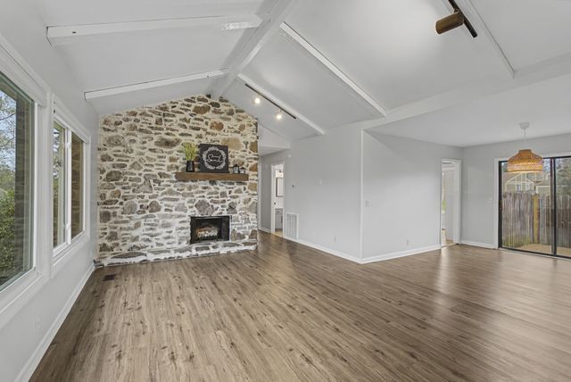 830 Todd Preis Dr, Nashville, TN 37221