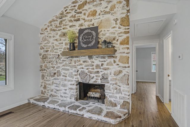 830 Todd Preis Dr, Nashville, TN 37221