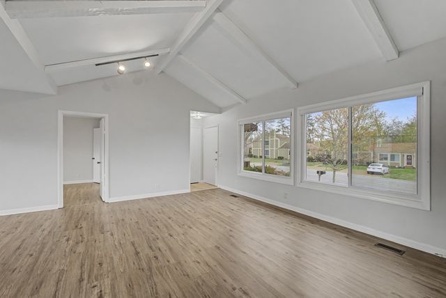 830 Todd Preis Dr, Nashville, TN 37221