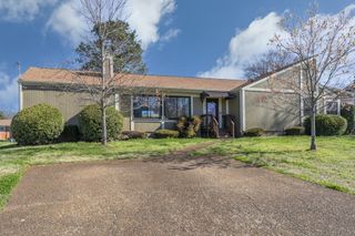 830 Todd Preis Dr, Nashville, TN 37221