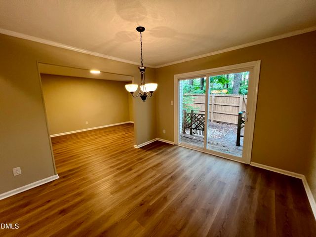923 Hampshire Court, Cary, NC 27511
