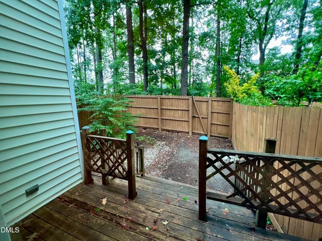 923 Hampshire Court, Cary, NC 27511