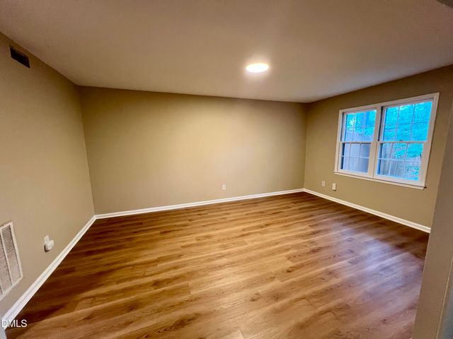 923 Hampshire Court, Cary, NC 27511