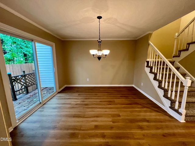 923 Hampshire Court, Cary, NC 27511