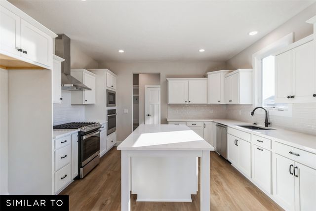 504 NE 59th Street, Ankeny, IA 50021